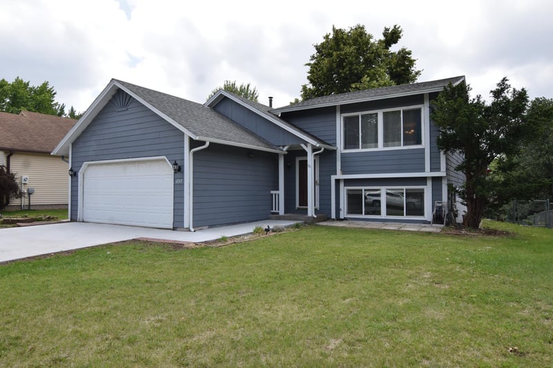 4743 Ridgewind Trl, Eagan, MN 55122
