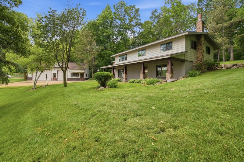 33315 Sand Prairie Ln, Le Sueur, MN 56058