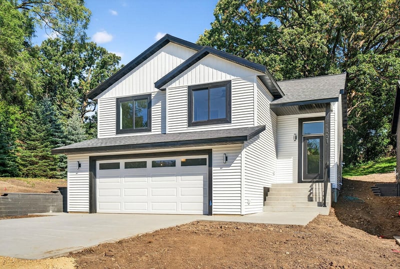 213 20th St SW, Rochester, MN 55902