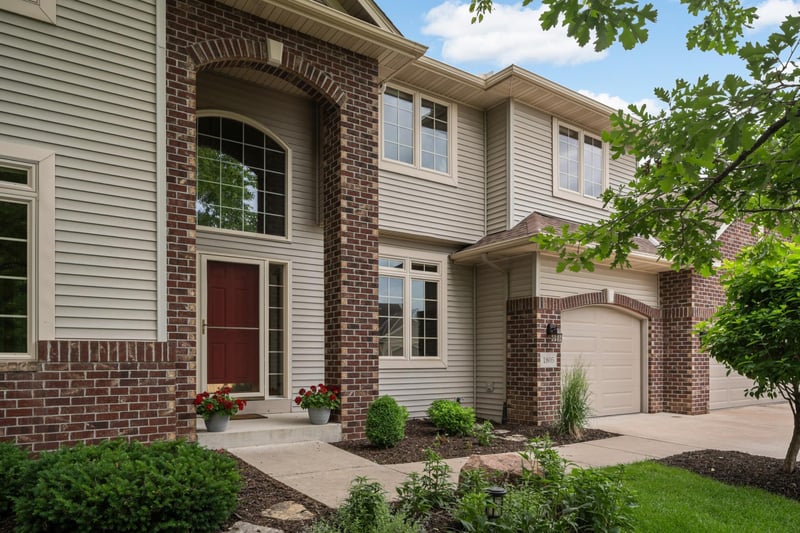 1805 Creek Ln, Northfield, MN 55057