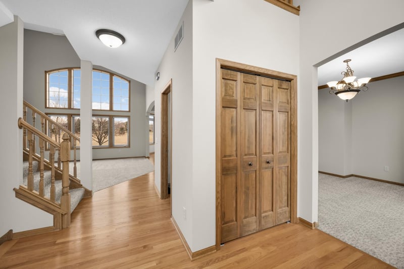 1805 Creek Ln, Northfield, MN 55057