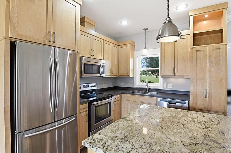145 Colman Ct, Saint Joseph, MN 56374
