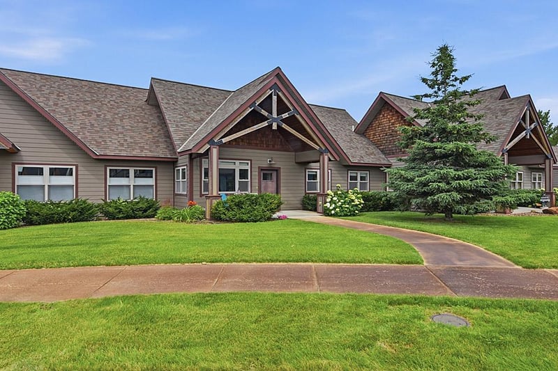145 Colman Ct, Saint Joseph, MN 56374