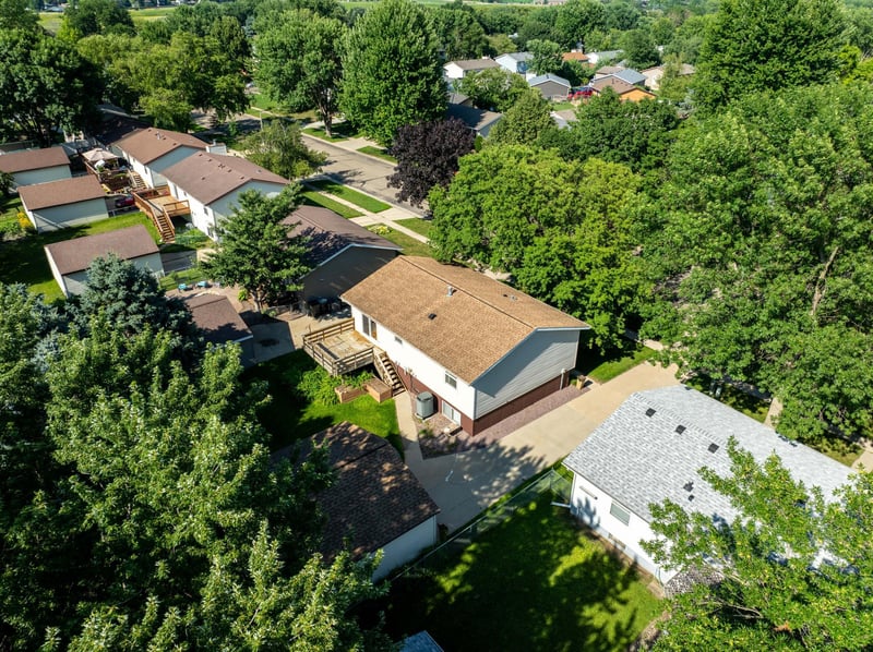 4911 22nd Ave NW, Rochester, MN 55901