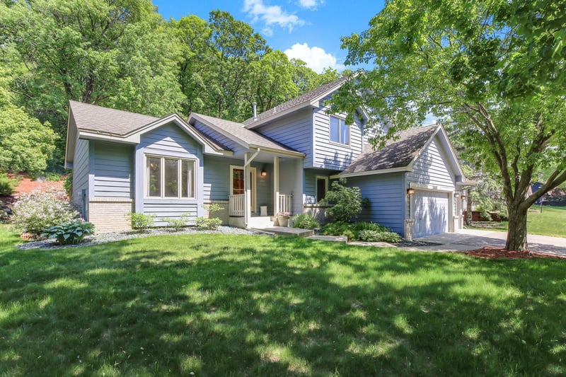 15505 Bryant Ave S, Burnsville, MN 55306