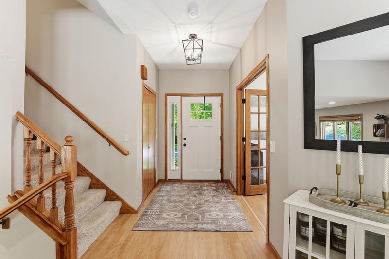 15505 Bryant Ave S, Burnsville, MN 55306