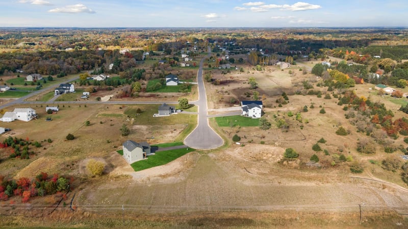 21349 Cottonwood St NW, Oak Grove, MN 55011