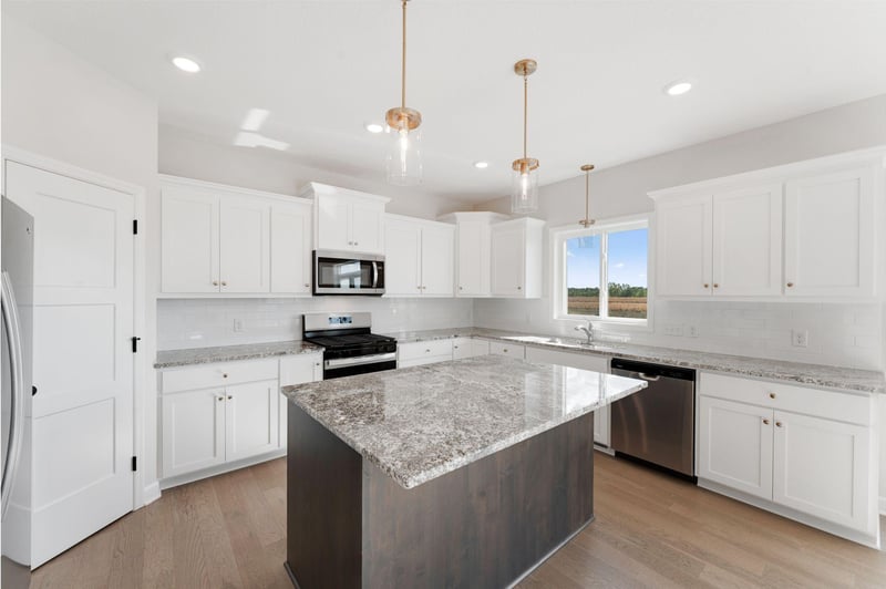18314 Geyser Way, Lakeville, MN 55044
