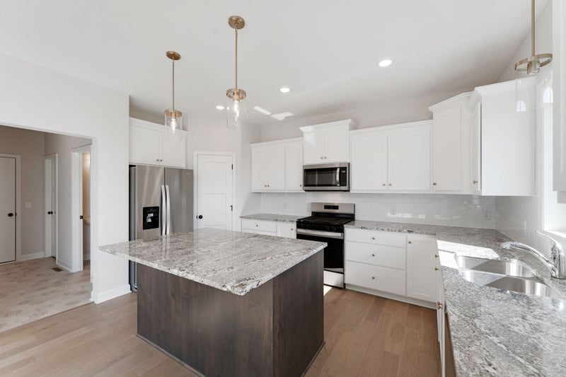 18314 Geyser Way, Lakeville, MN 55044