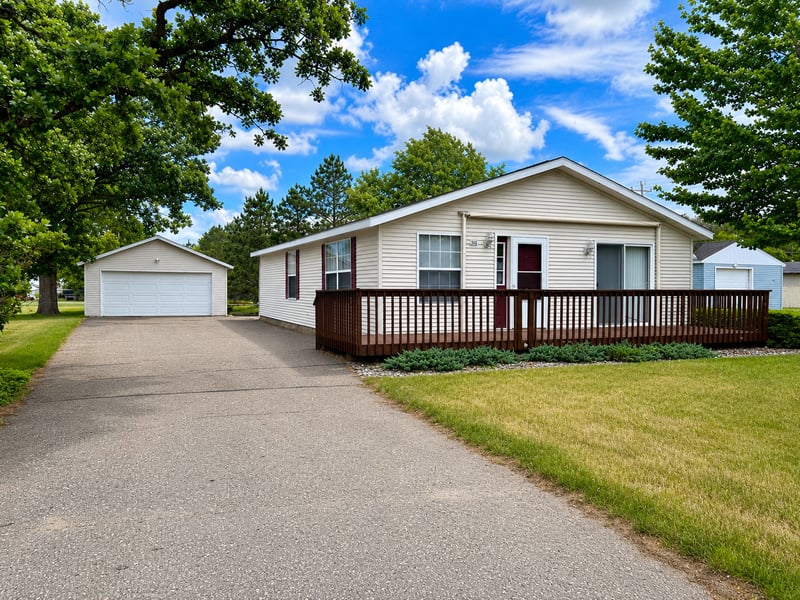 302 Central Ave S, Park Rapids, MN 56470