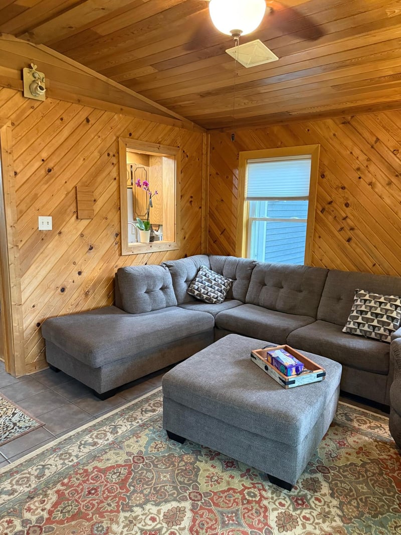 1340 Carriage Ln S, Cambridge, MN 55008