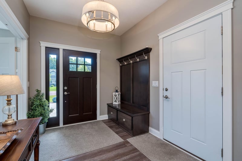305 Dancing Waters Cir, Mankato, MN 56001