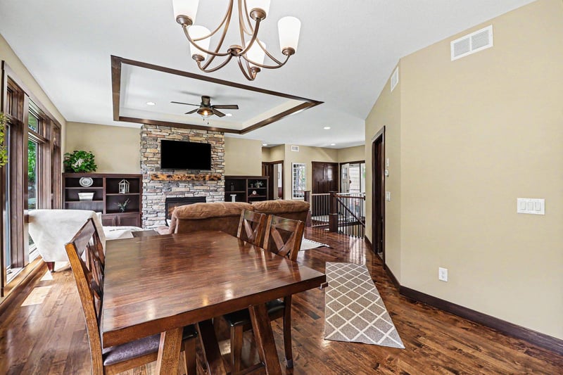 1120 Park Ln SE, New Prague, MN 56071