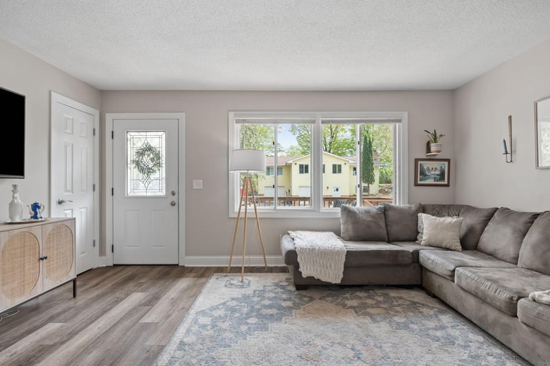 2193 Cedar Ln, Mound, MN 55364