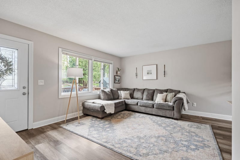 2193 Cedar Ln, Mound, MN 55364
