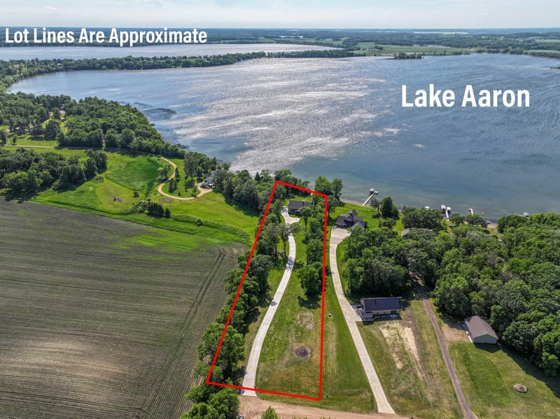 17200 Aaron Hts NW, Evansville, MN 56326