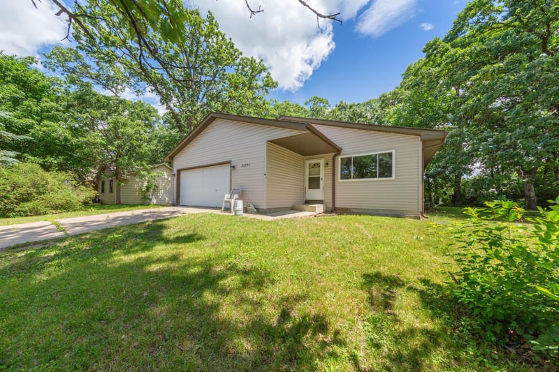 26295 10th St W, Zimmerman, MN 55398