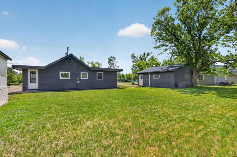213 Roosevelt Rd SW, Bemidji, MN 56601