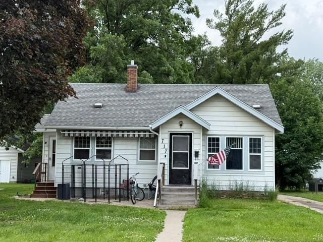 717 5th Ave E, Alexandria, MN 56308
