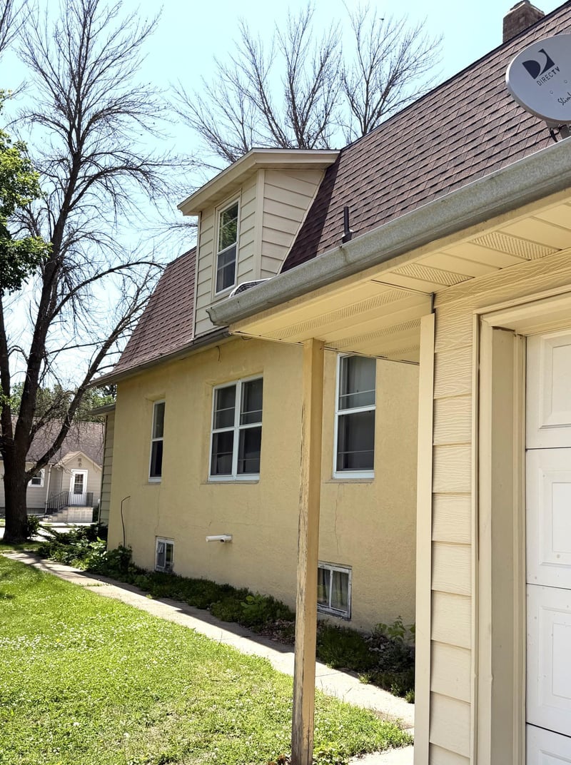 123 E 12th St, Fairmont, MN 56031