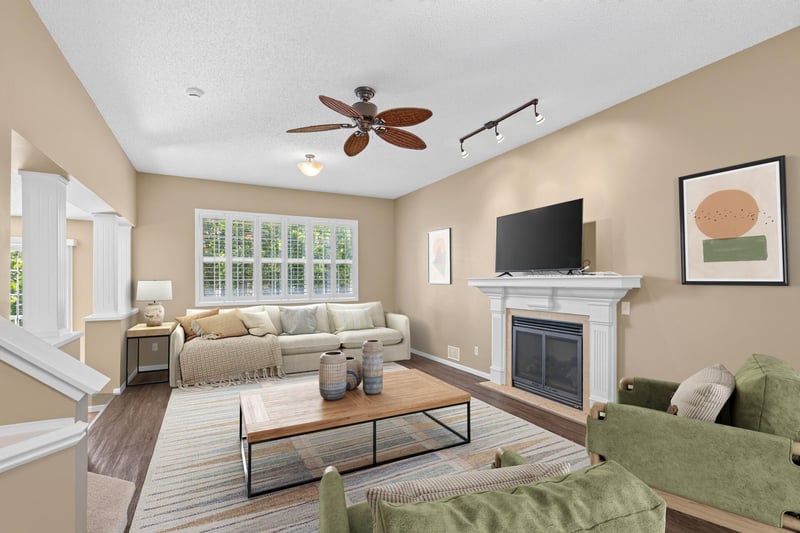 9330 214th St W, Lakeville, MN 55044