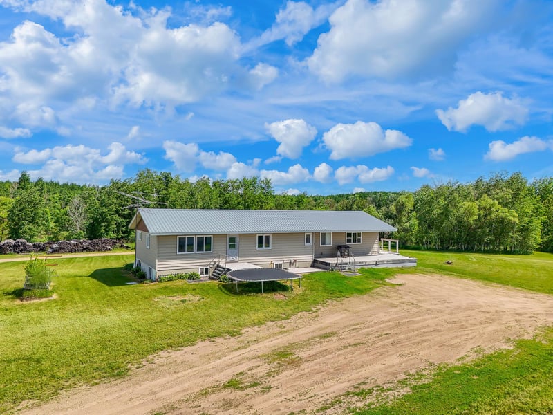 54267 440th St, New York Mills, MN 56567