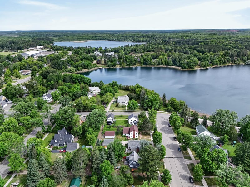 1029 NW 1st Ave, Grand Rapids, MN 55744
