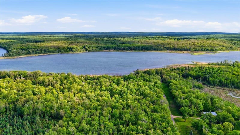 23506 Bezanis Rd, Cohasset, MN 55721
