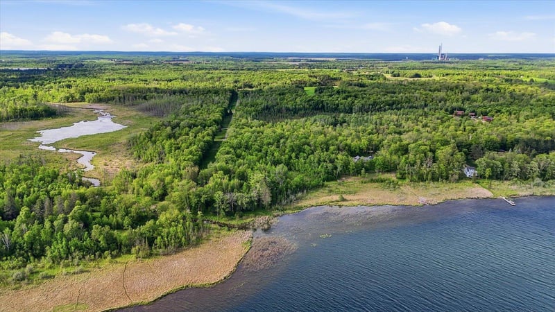 23506 Bezanis Rd, Cohasset, MN 55721