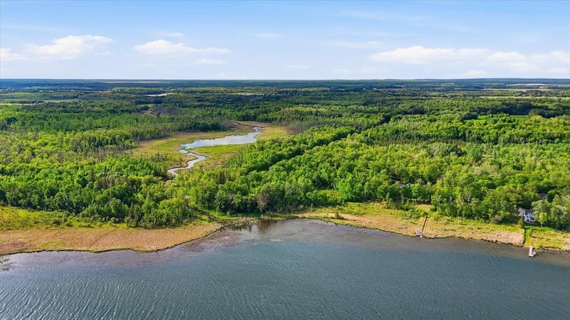 23506 Bezanis Rd, Cohasset, MN 55721