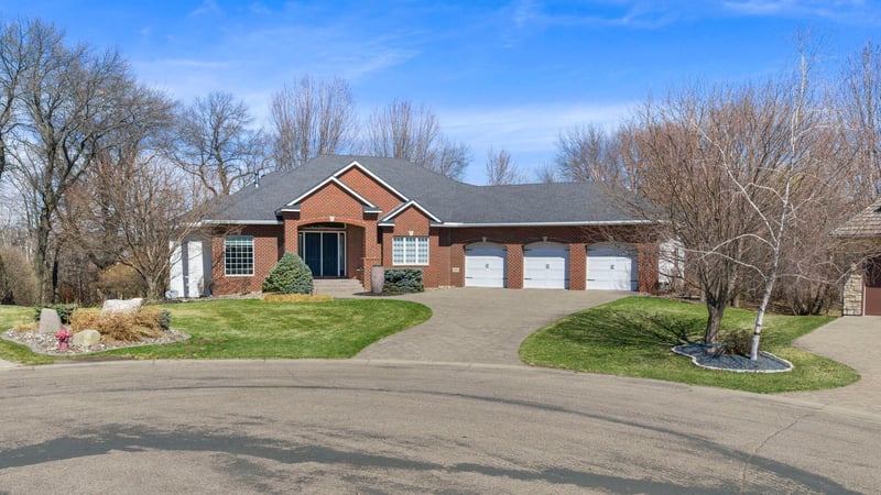 10539 Yancy Ct NE, Blaine, MN 55449