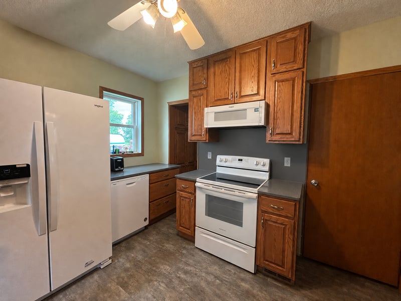 20696 340th St, Clarissa, MN 56440