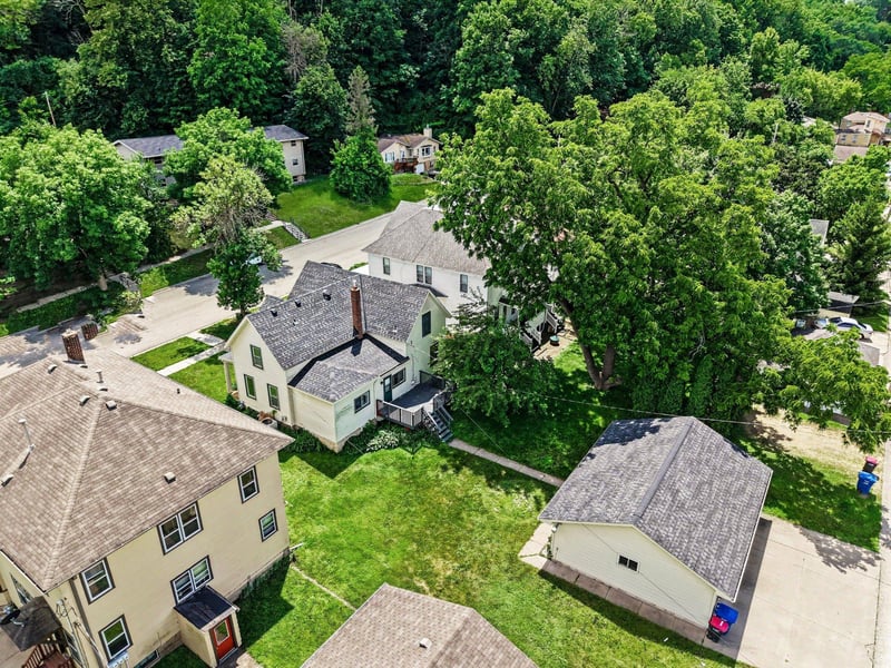 816 W 5th St, Red Wing, MN 55066