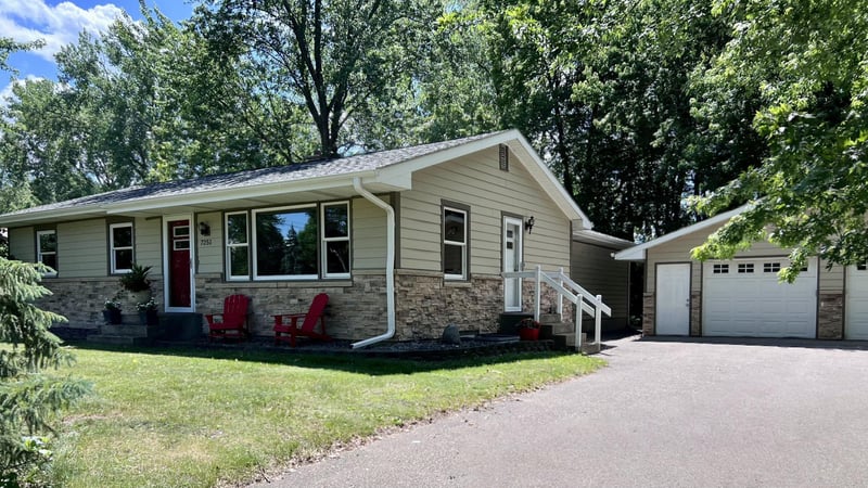 7251 Mill Rd, Centerville, MN 55038