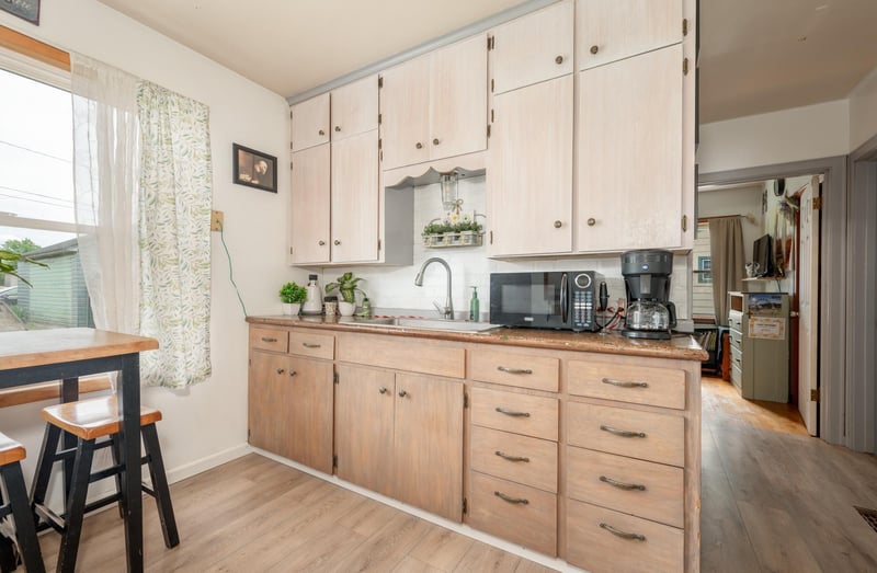 309 8th Ave, Bovey, MN 55709
