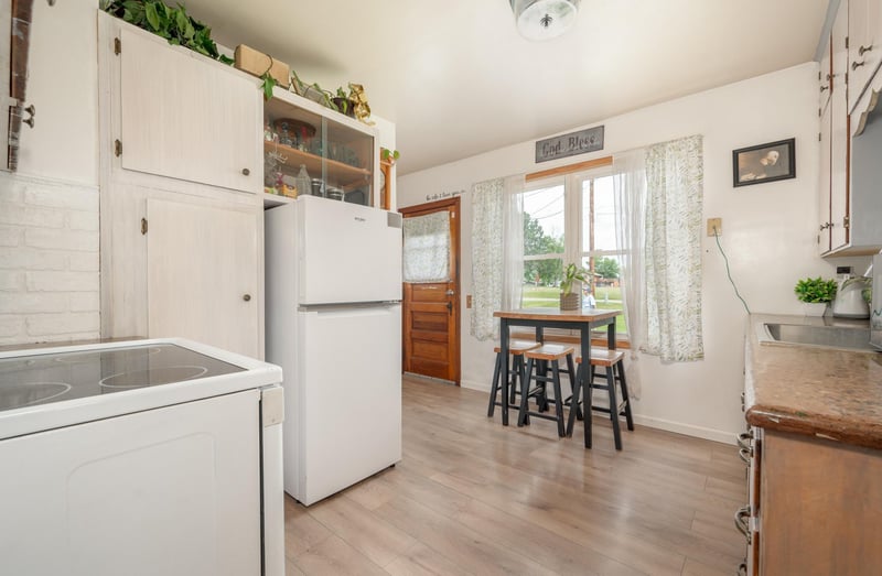 309 8th Ave, Bovey, MN 55709