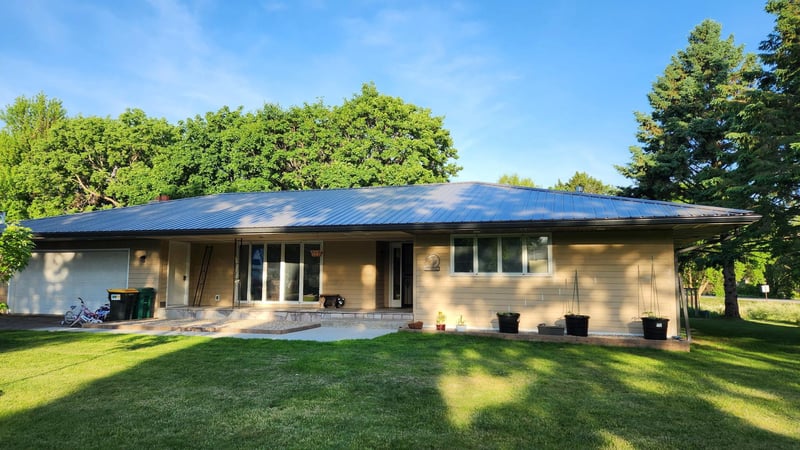 427 Lori Ln, Litchfield, MN 55355