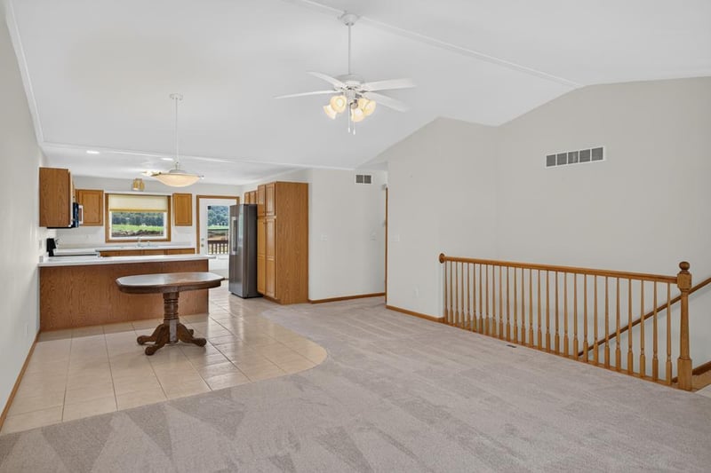 4514 Meadow Lakes Dr NW, Rochester, MN 55901