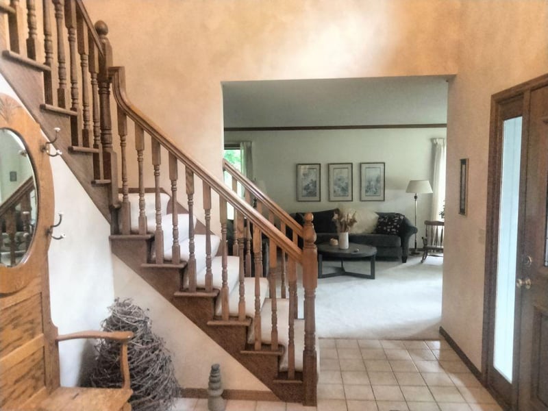 9348 Palmer Rd, Bloomington, MN 55437