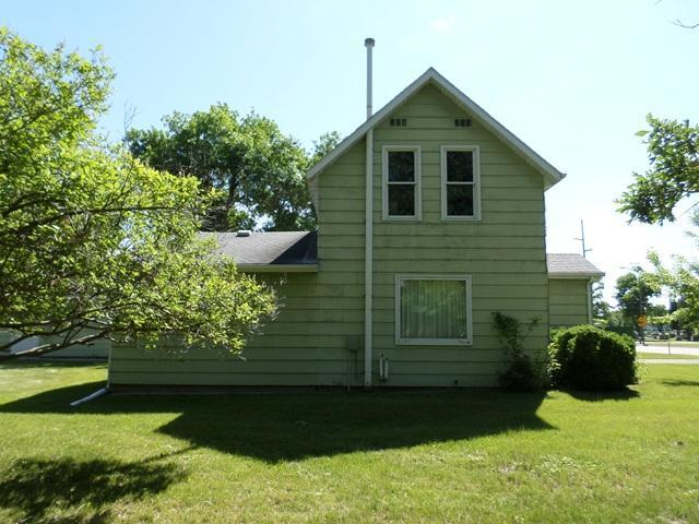 201 Greenwood St E, Thief River Falls, MN 56701