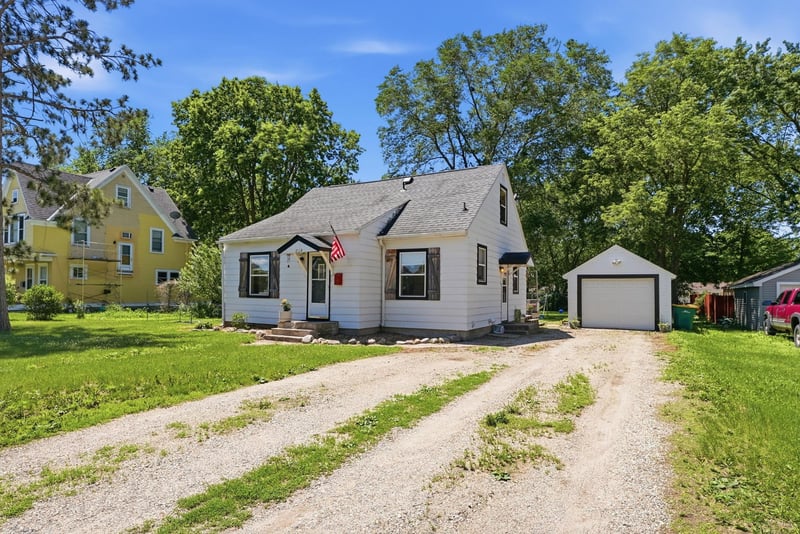 719 N Ramsey Ave, Litchfield, MN 55355