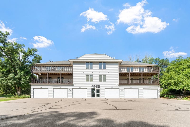 4165 Hilltop Point #105, Eagan, MN 55123