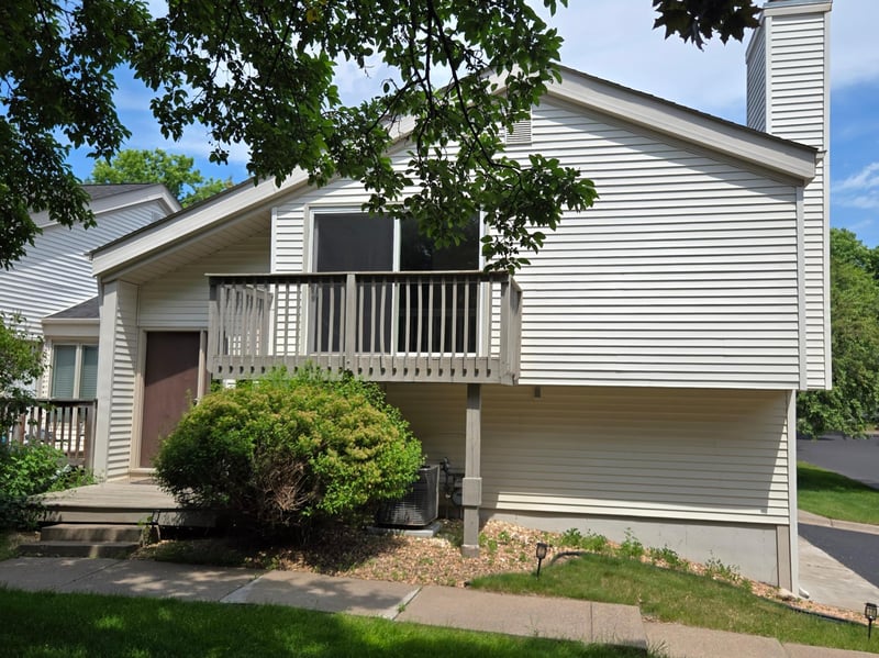 361 Elan Ct, Woodbury, MN 55125