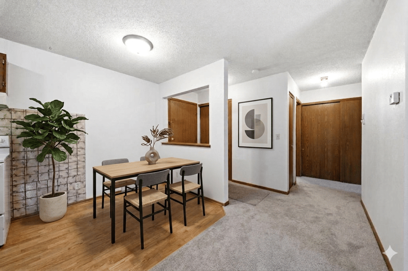 14182 Pennock Ave #309, Apple Valley, MN 55124