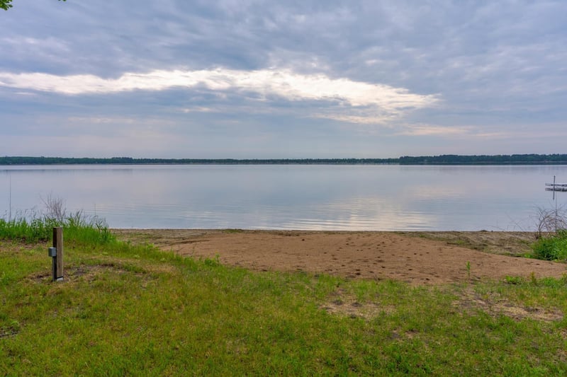 51892 Wildflower Dr, Bemidji, MN 56601