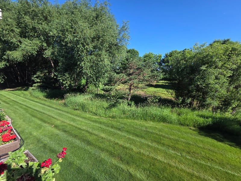 370 Pike Ct, Winsted, MN 55395