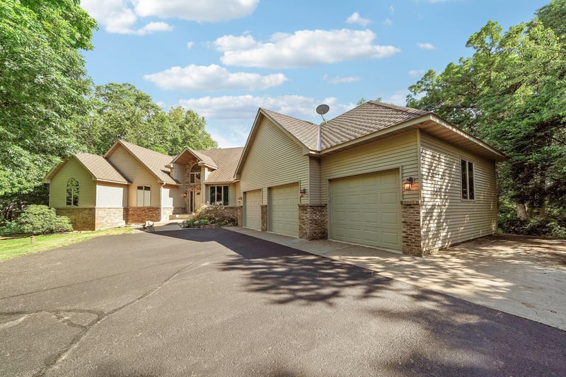 4258 153rd Ave NE, Ham Lake, MN 55304