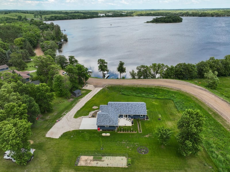 1402 Brophy Park Rd NW, Alexandria, MN 56308