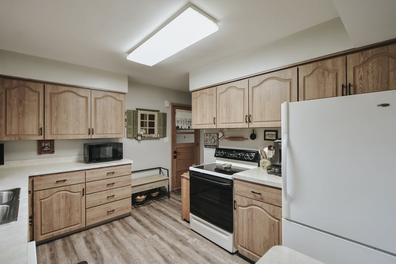 703 3rd Ave, Goodhue, MN 55027