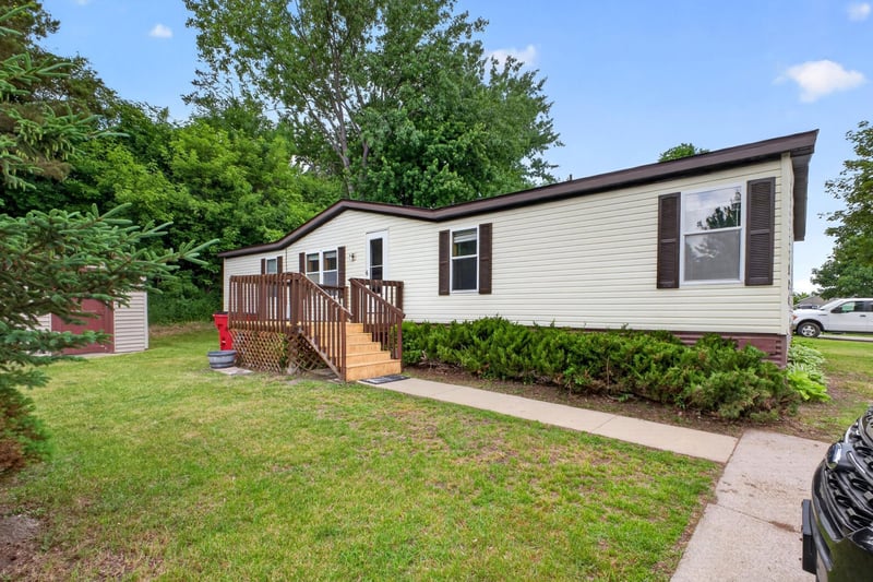 580 36th St SW, Rochester, MN 55902
